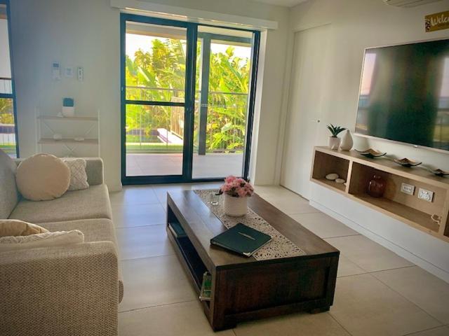 Whitsunday Dreams Lägenhet Airlie Beach Exteriör bild